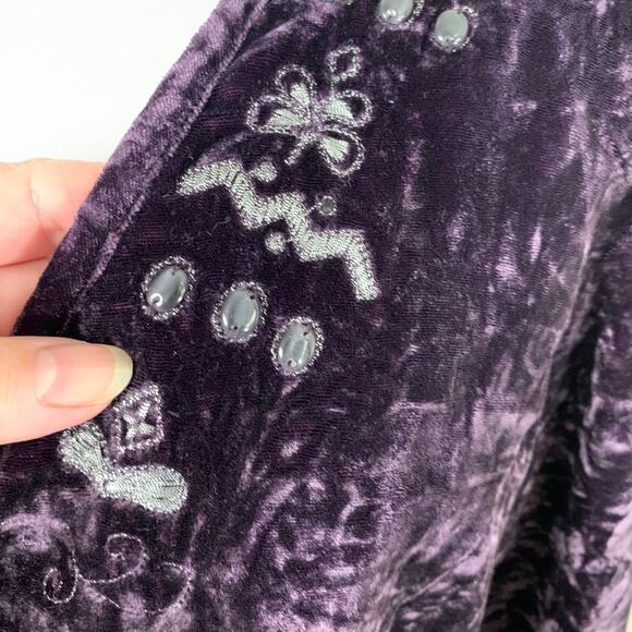 Vintage Purple Velvet Chico's Size 2 US L  Embroidered Blazer Jacket  Holiday - Picture 6 of 10